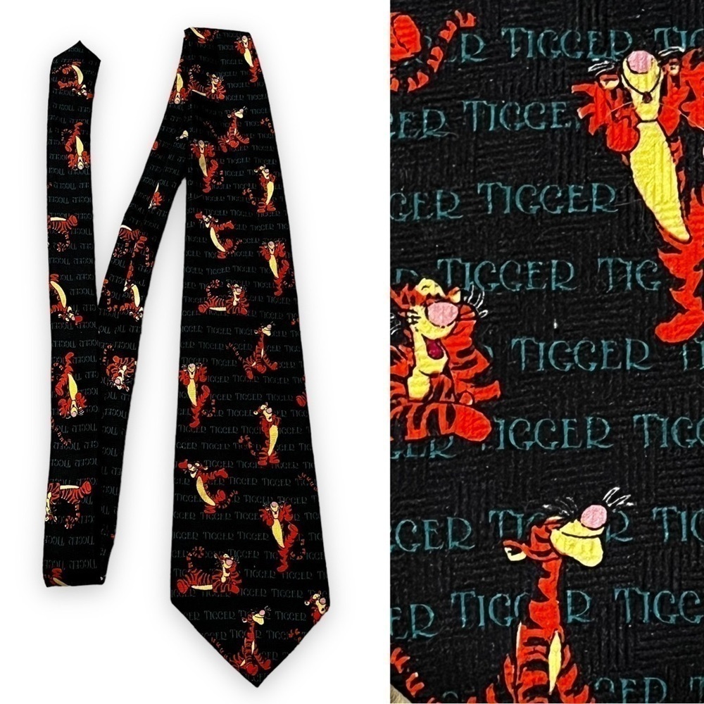 Vintage Disney Tigger Tie  Winnie the Pooh Novelty Print Polyester